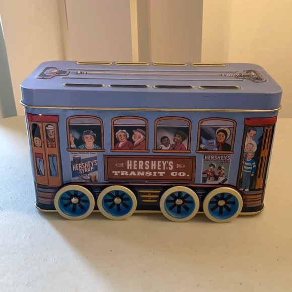 hershey Other - HersheyTransit Co tin bus canister from 2000 with wheels